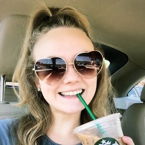 Meet your Posher, Skyler